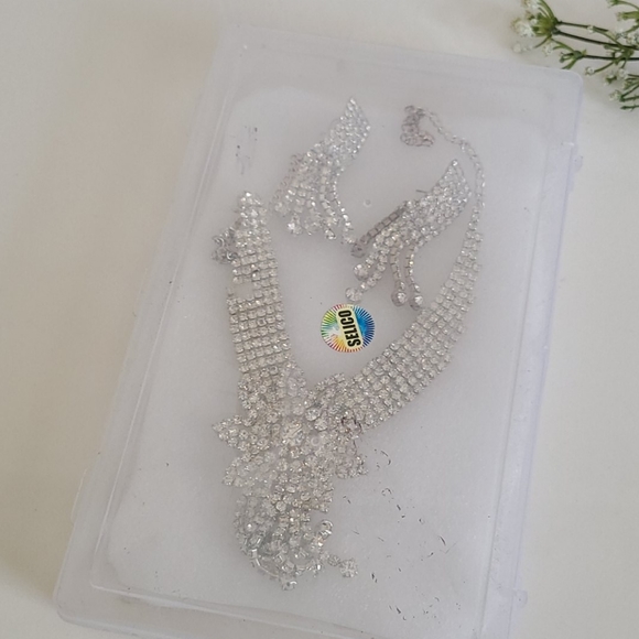 Necklace Set - Picture 15 of 15